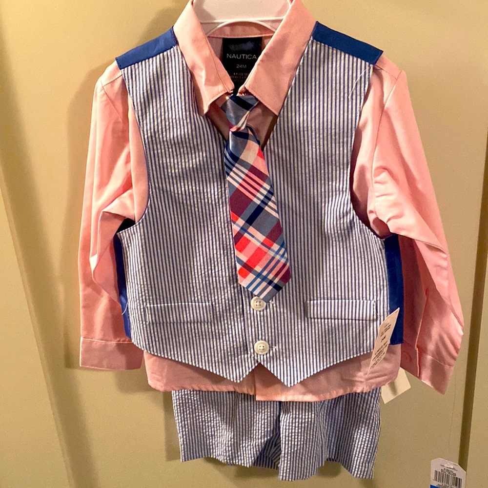 Nautica NWT pink and blue seersucker 4 piece set size 24 month